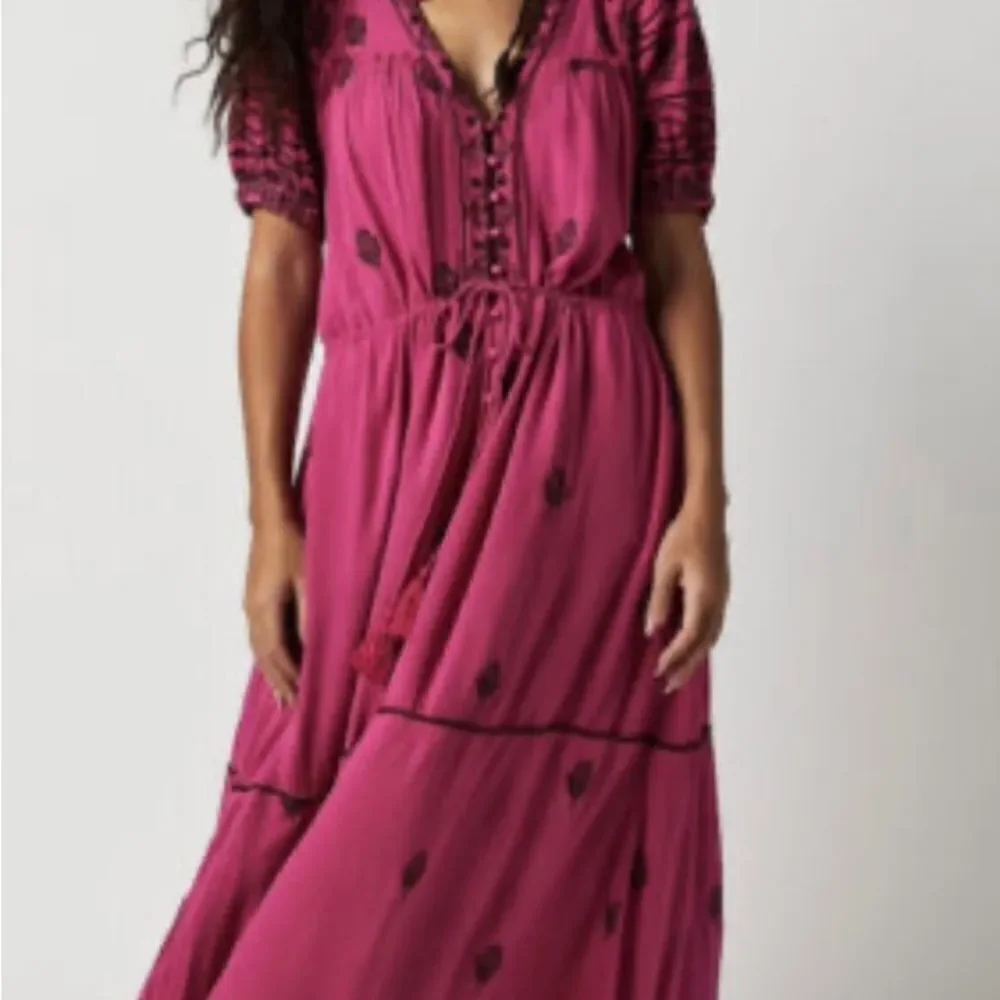 NWT Free people Riley Embroidered Maxi Dress size S
Retail $188
New with tag - Picture 4 of 13
